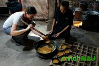Gula Kelapa sebagai penghasilan yang menunjang perekonomian masyarakat